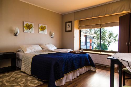 Hotel Y Caba�as Puerto Pilar