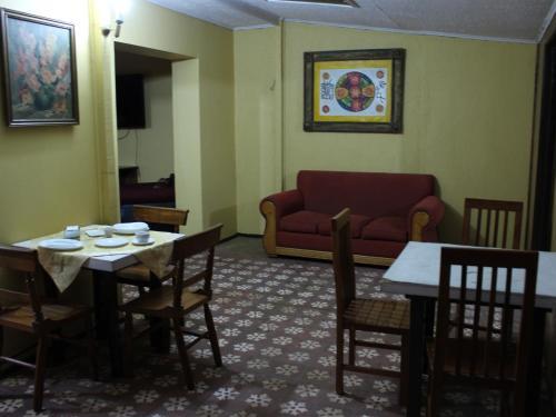 Albergue Hostal Rancagua1