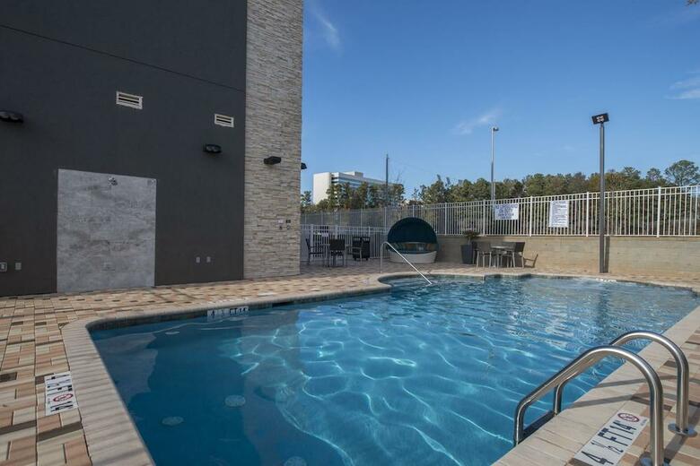 Hotel Hampton Innhaywood Rd Greenvil