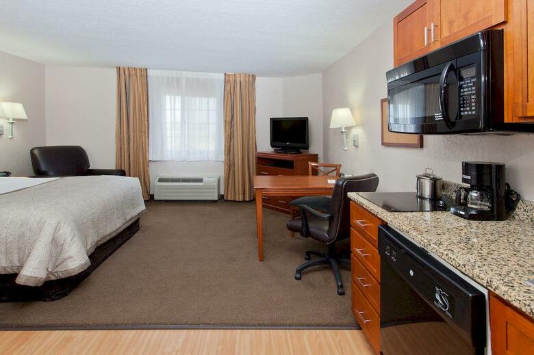 Hotel Candlewood Suites Lexington