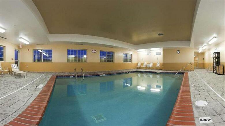 Hotel Candlewood Suites Lexington