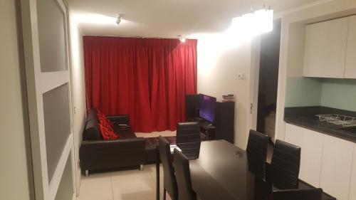 Hostal Room Plaza �u�oa