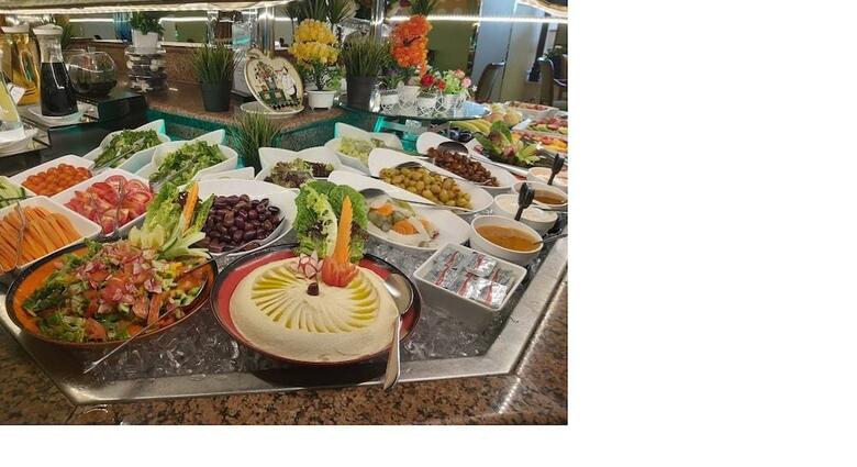 Hotel Holiday Inn Al Salam