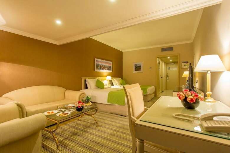 Hotel Holiday Inn Al Salam