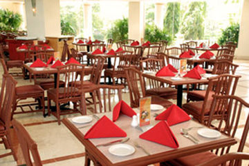 Hotel Everly Resort(de Lujo)