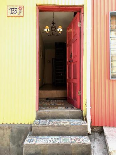Casa Porte�a En Cerro Artilleria