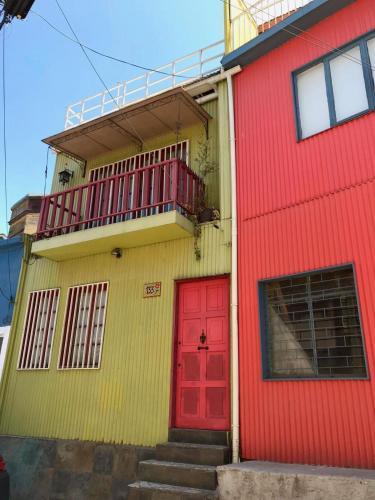 Casa Porte�a En Cerro Artilleria