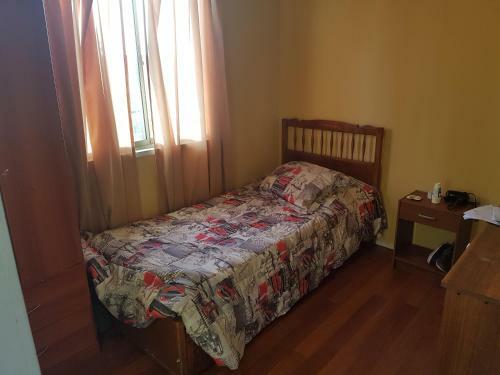 Hostal Hospedaje Larra�n