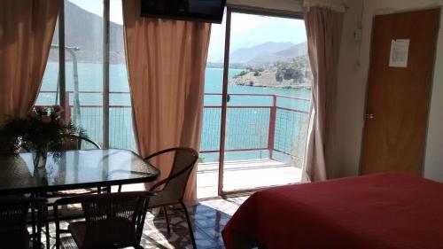 Apartamento Caba�as En Lago Puclaro / Windsurf
