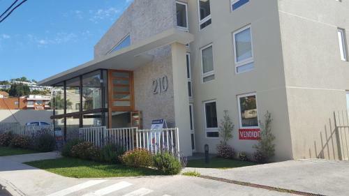 Apartamento Re�aca 210