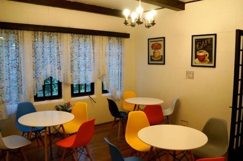 Hostal Hostel Mala Hierba