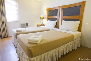 Hotel Creekside Amorsolo (superior)