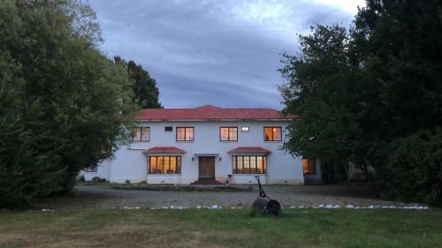Lodge Hoster�a Pionero