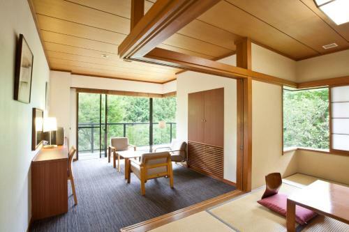 Hotel Shiki Resort Gora Saika