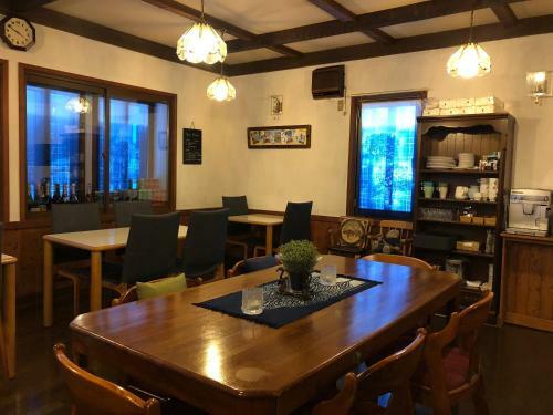 Bed & Breakfast Zu-thones Hakuba