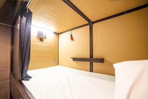 Capsule Hotel Hakodate