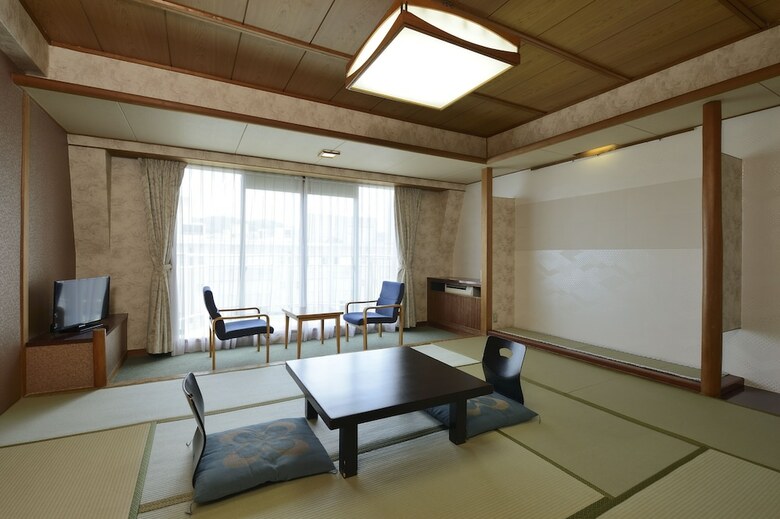 Itoen Hotel