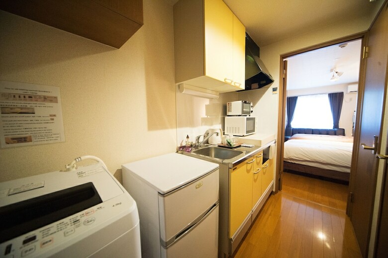 Hostal A & M House Enmachi