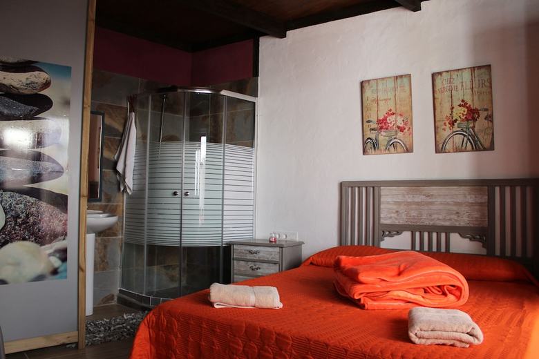 Hostal Casa Rural La Cruz