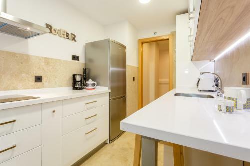 Apartamentos El Sabio Y El Juglar