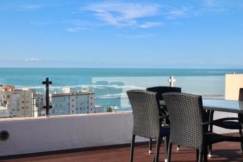 Apartamento Atico Full Balcony Cadiz