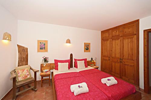 Cala Morell Villa Sleeps 10 Pool Wifi