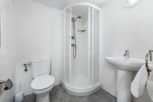 Cala San Vicente Villa Sleeps 10 Pool Air Con Wifi