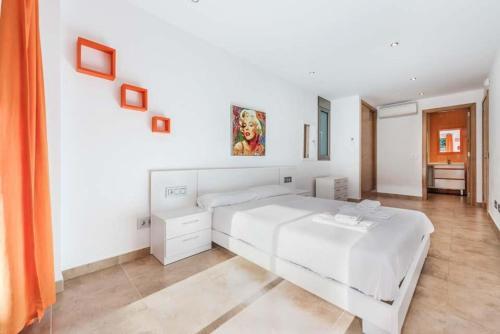 Cala San Vicente Villa Sleeps 10 Pool Air Con Wifi
