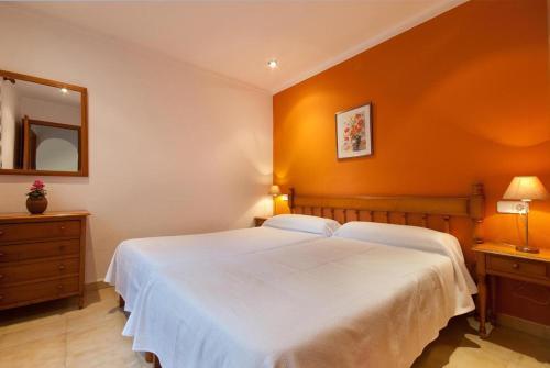 Cala San Vicente Villa Sleeps 4 Pool