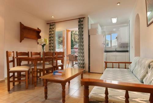 Cala San Vicente Villa Sleeps 4 Pool