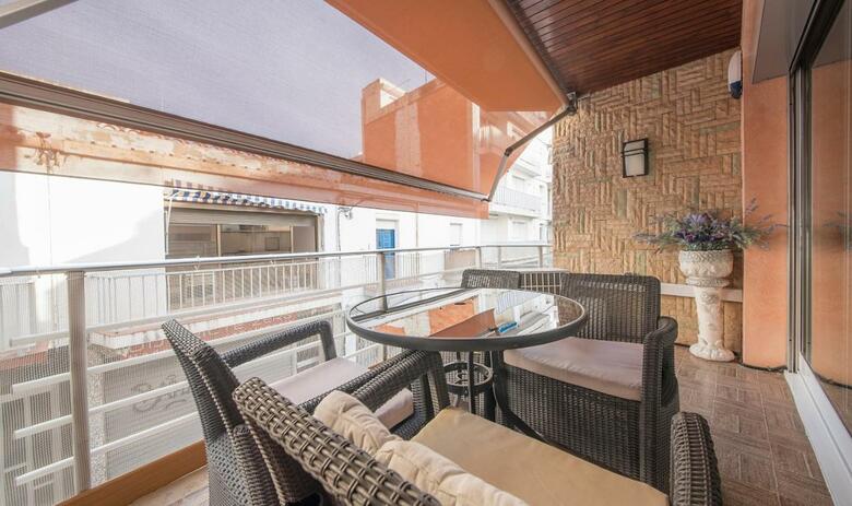 Apartment Montserrat 11-1