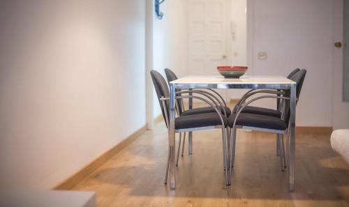 R68 Apartamento Montserrat 32