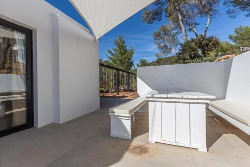 Cala Vadella Villa Sleeps 10 Pool Wifi