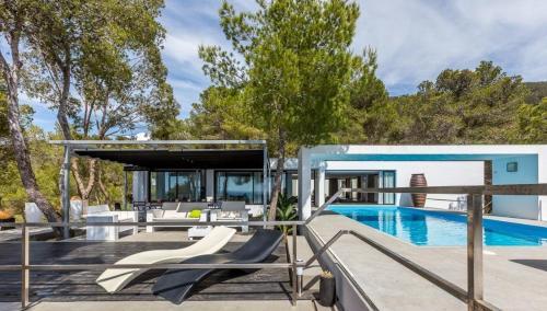 Cala Vadella Villa Sleeps 10 Pool Wifi