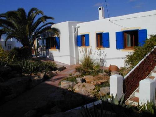 Cala Vadella Villa Sleeps 8 Pool Air Con