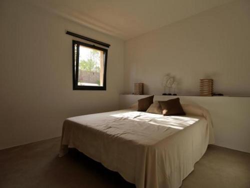Cala Tarida Villa Sleeps 8 Pool Air Con Wifi