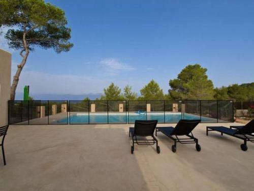 Cala Tarida Villa Sleeps 8 Pool Air Con Wifi
