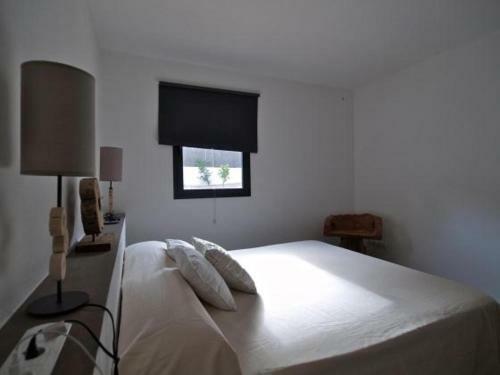 Cala Tarida Villa Sleeps 8 Pool Air Con Wifi
