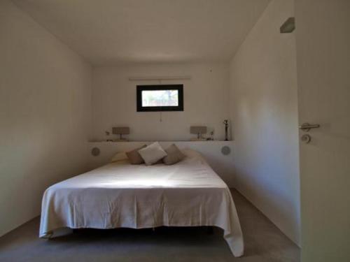 Cala Tarida Villa Sleeps 8 Pool Air Con Wifi