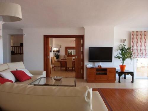 Cala Tarida Villa Sleeps 12 Pool Wifi