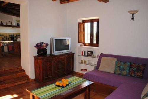 Cala Tarida Villa Sleeps 3 Pool Air Con Wifi