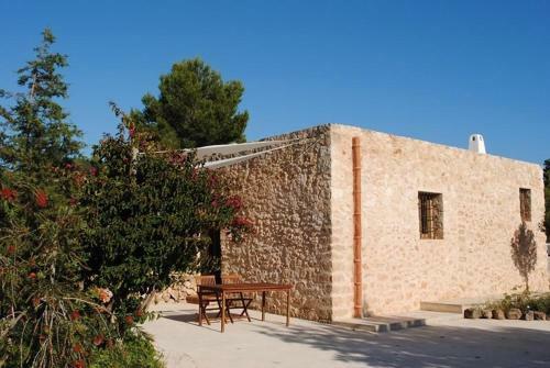 Cala Tarida Villa Sleeps 3 Pool Air Con Wifi
