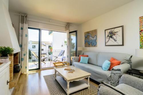 Calella De Palafrugell Apartment Sleeps 4 Pool