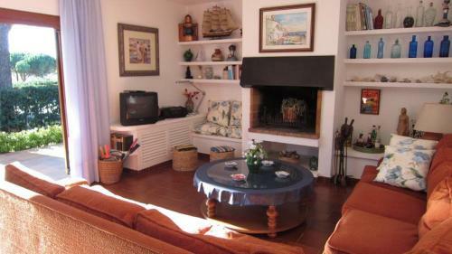 Calella De Palafrugell Villa Sleeps 6