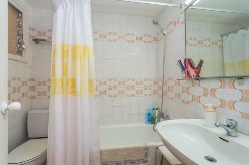 Calella De Palafrugell Apartment Sleeps 4 T765193