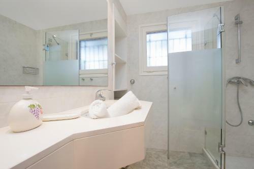 Calella De Palafrugell Apartment Sleeps 6 T223570