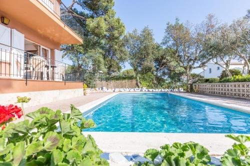 Calella De Palafrugell Apartment Sleeps 6 T223570