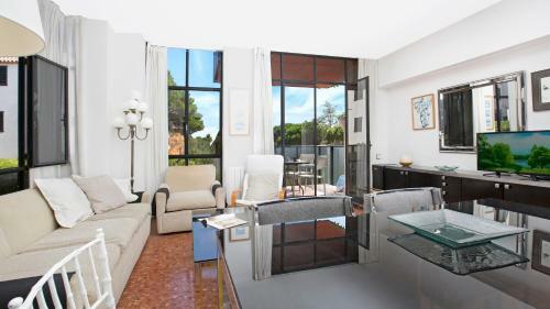 Calella De Palafrugell Apartment Sleeps 8