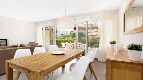 Calella De Palafrugell Apartment Sleeps 4 T223617