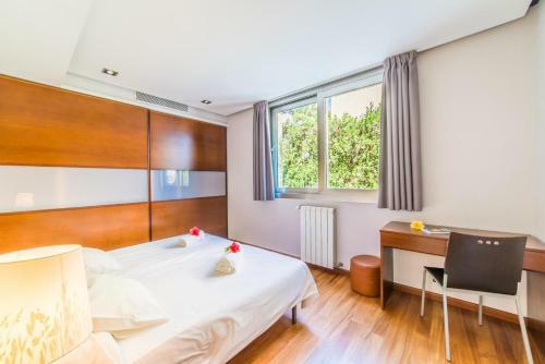 Alcanada Villa Sleeps 12 Pool Air Con Wifi